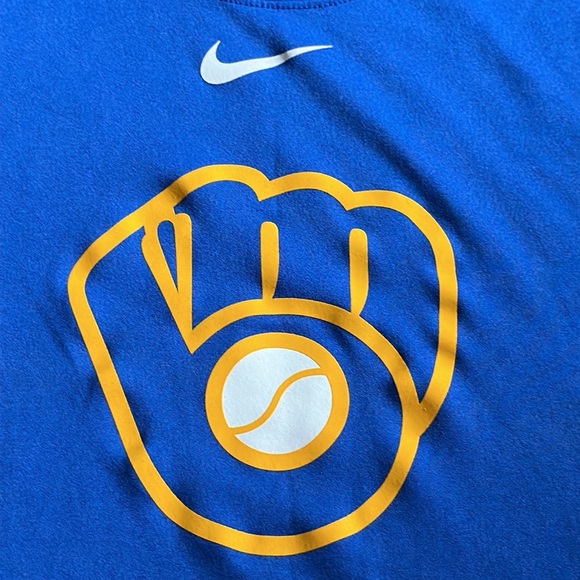 MLB Milwaukee Brewers Nike Dri-fit t-shirt NWOT size S - Picture 2 of 8